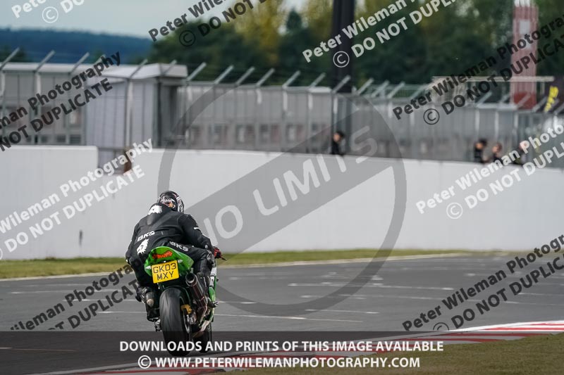 donington no limits trackday;donington park photographs;donington trackday photographs;no limits trackdays;peter wileman photography;trackday digital images;trackday photos